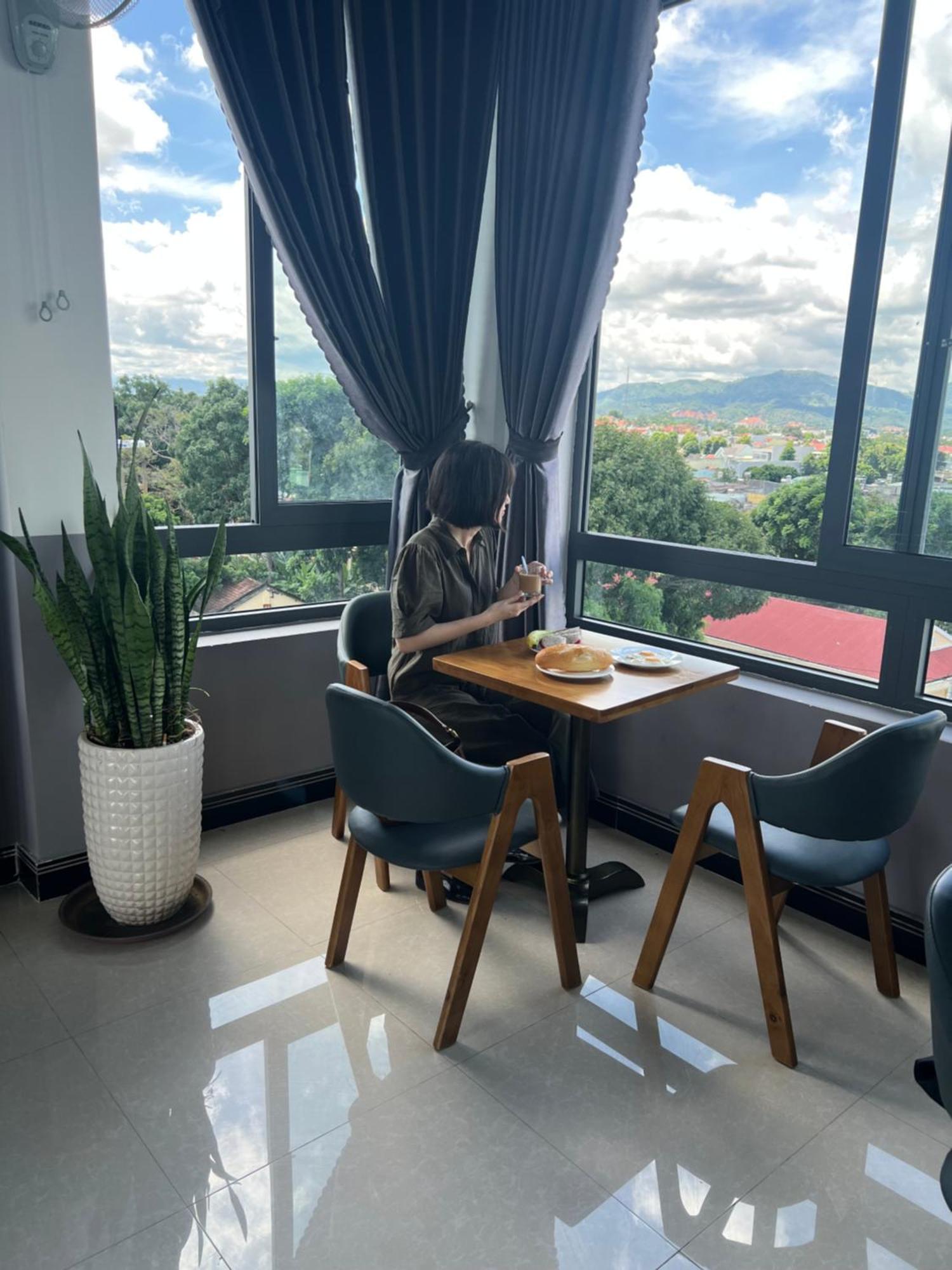 Thanh Thu 1 Hotel Kon Tum Exterior foto